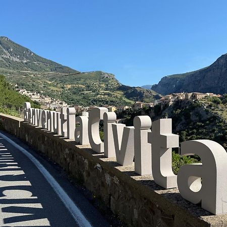 B&B Dhafna Civita Zewnętrze zdjęcie